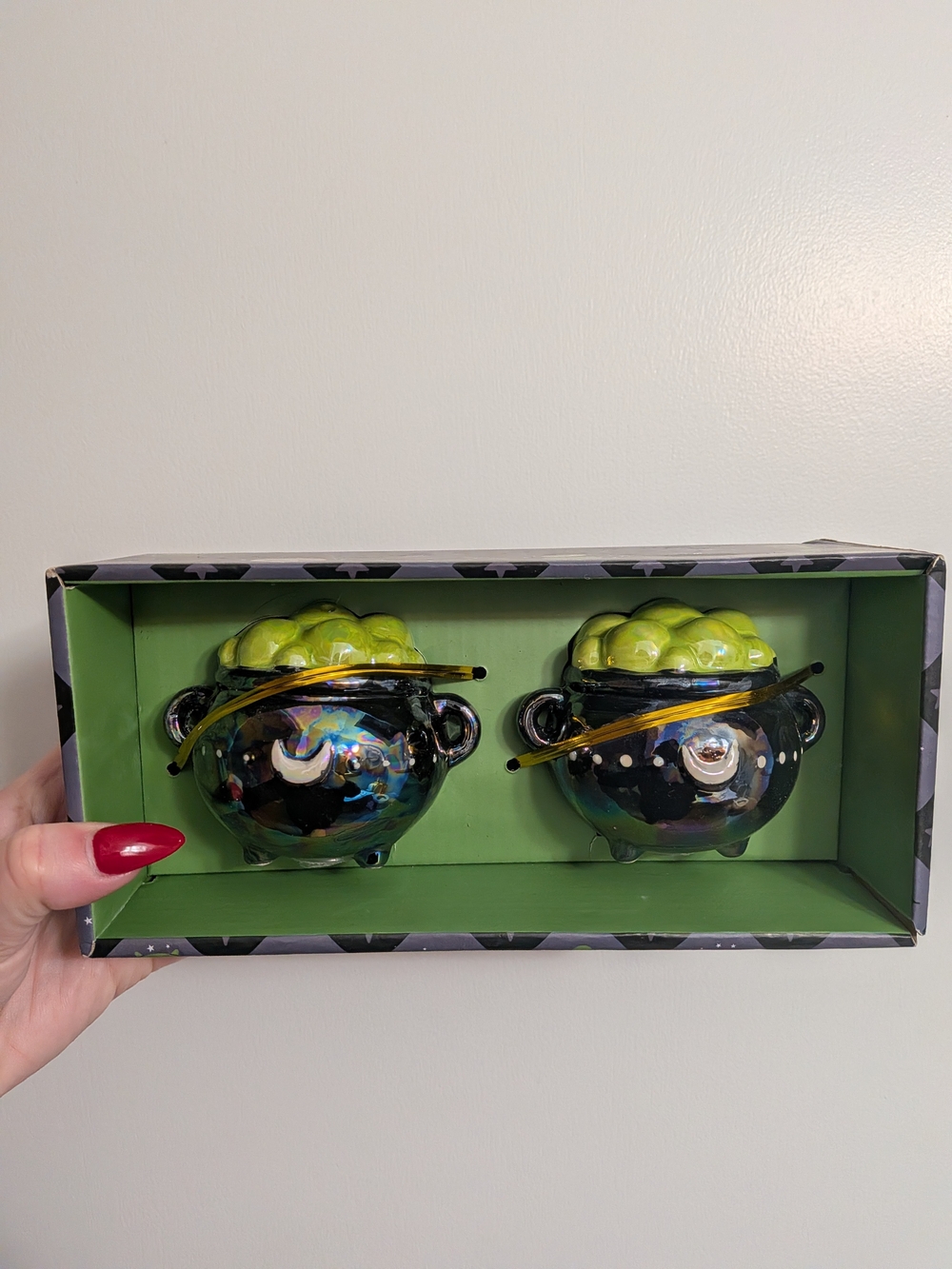 Cauldron Shaped Salt And Pepper Shakers